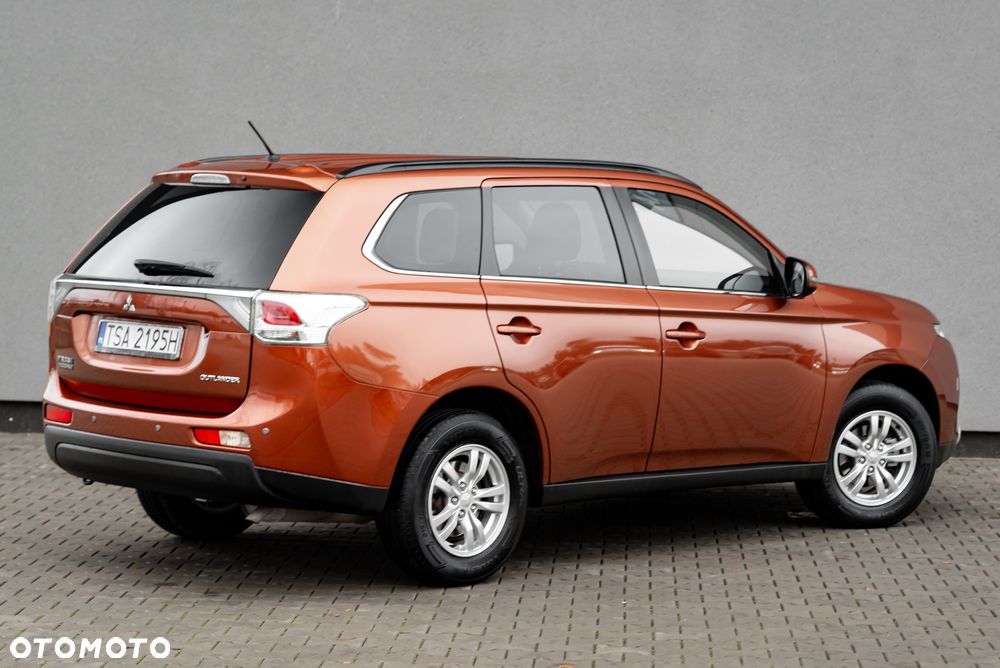 Mitsubishi Outlander 2.0 2WD Spirit - 11