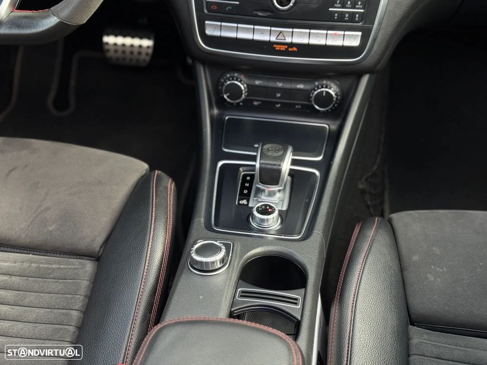 Mercedes-Benz CLA 45 AMG 4Matic Shooting Brake 7G-DCT - 29