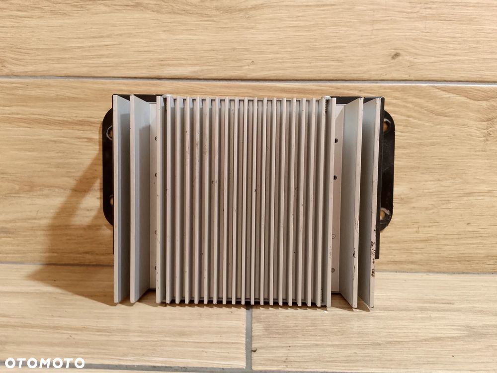 Wzmacniacz Radia Hyundai IX35 963702S301 - 1