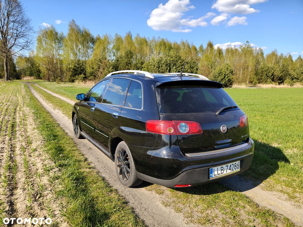 Fiat Croma 2.4 JTD Emotion - 4