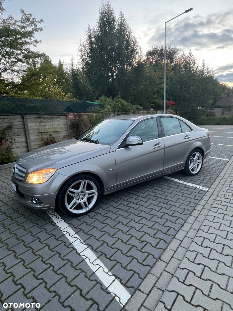Mercedes-Benz Klasa C 300 7G-TRONIC Avantgarde - 14