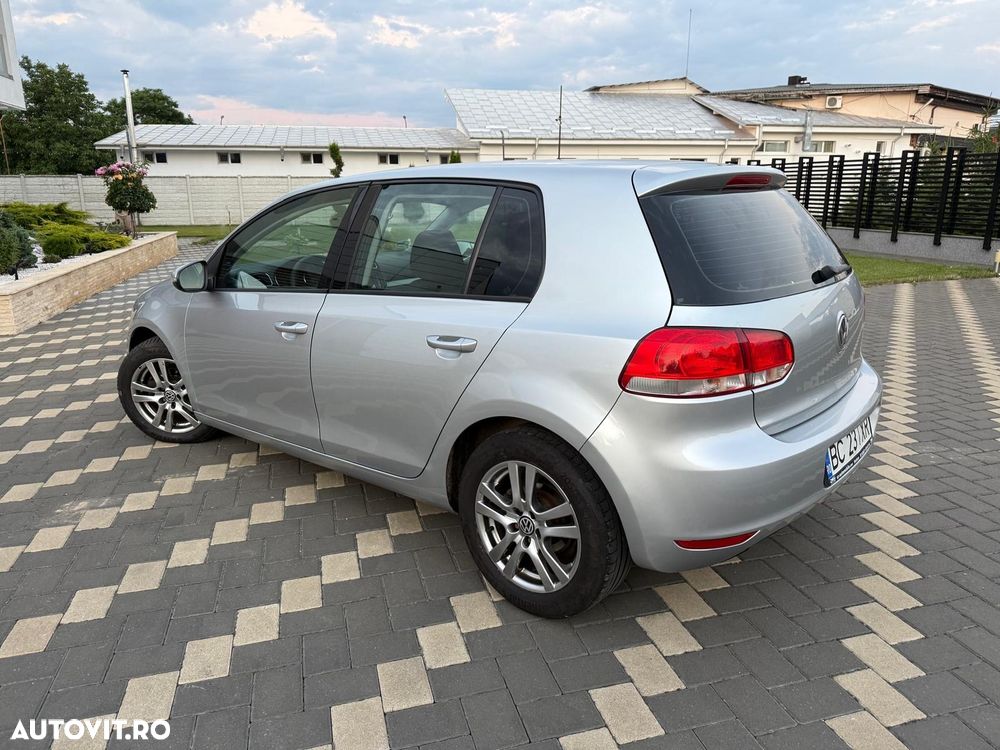 Volkswagen Golf - 3