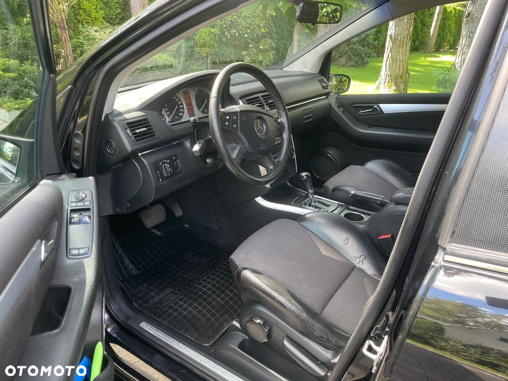Mercedes-Benz Klasa B 200 CDI DPF Autotronic - 11
