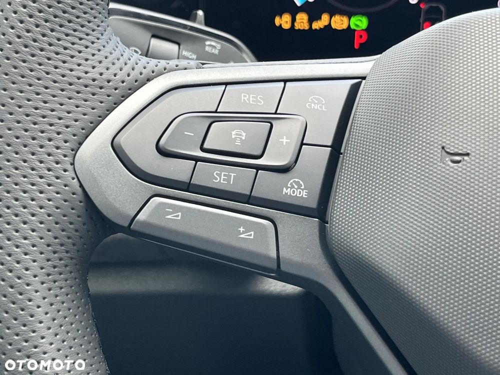 Volkswagen Tiguan 2.0 TSI 4Mot R-Line Plus DSG - 32