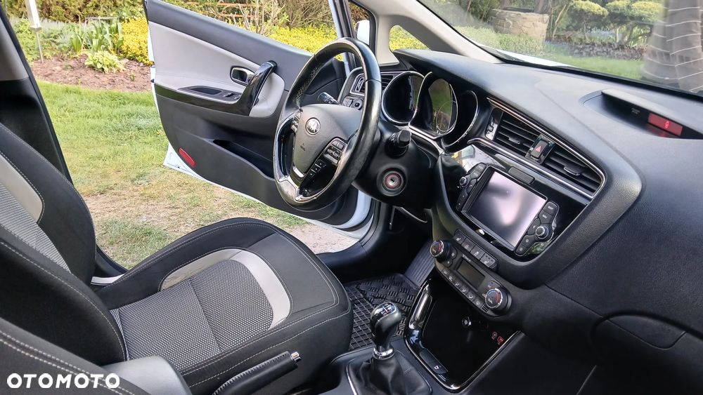 Kia Ceed 1.6 CRDi L Business Line - 20