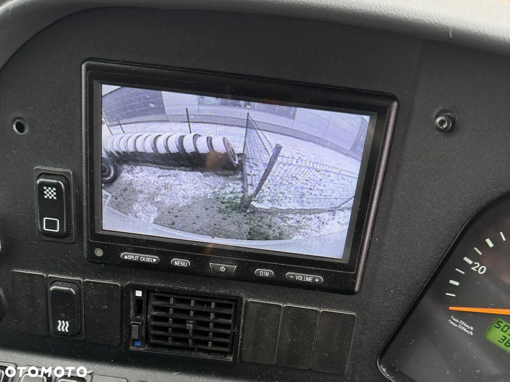 Mercedes-Benz Tourismo RHD 51+1+1 - 6