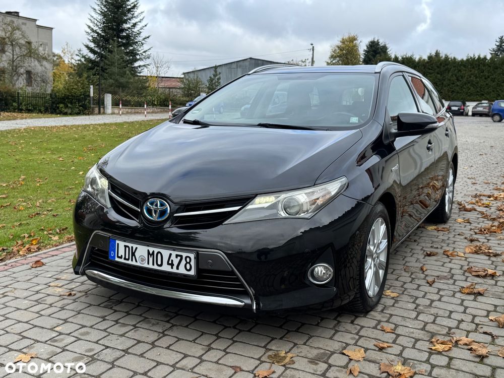 Toyota Auris 1.8 HSD Luna - 32