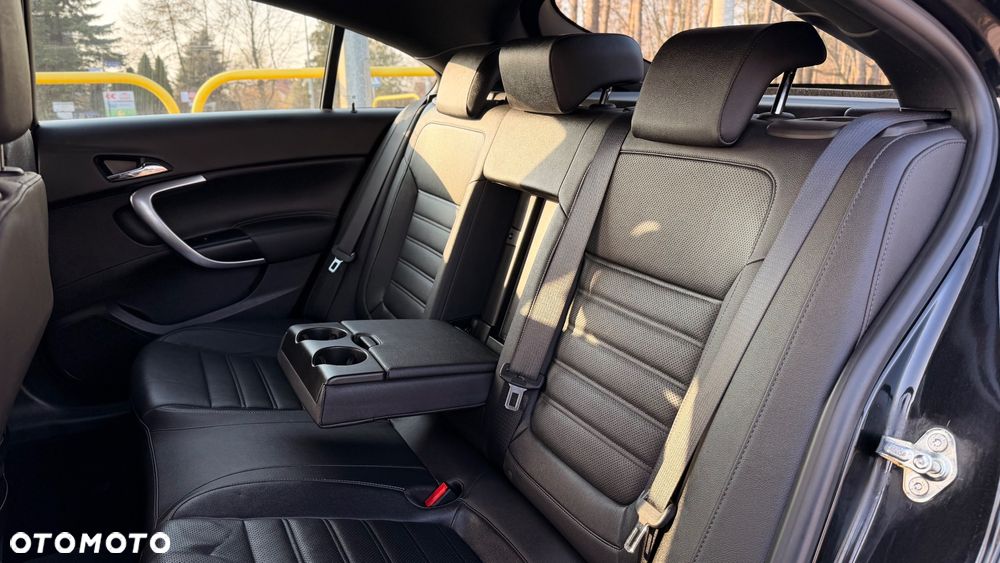 Opel Insignia 2.0 T Cosmo - 27