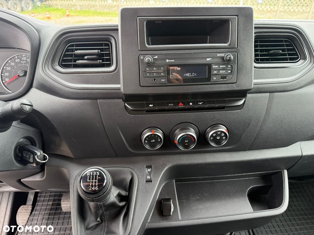 Renault Master - 15