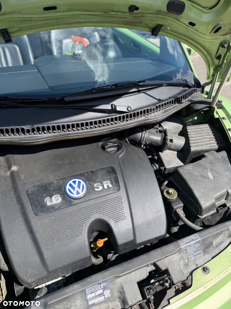 Volkswagen New Beetle 1.6 - 10