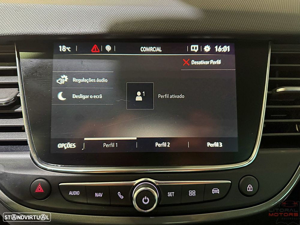 Opel Crossland 1.2 T GS Line - 32