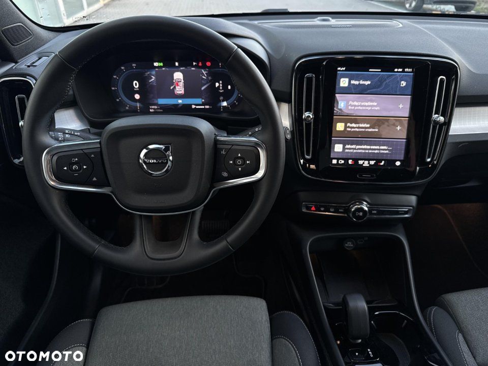 Volvo XC 40 - 18