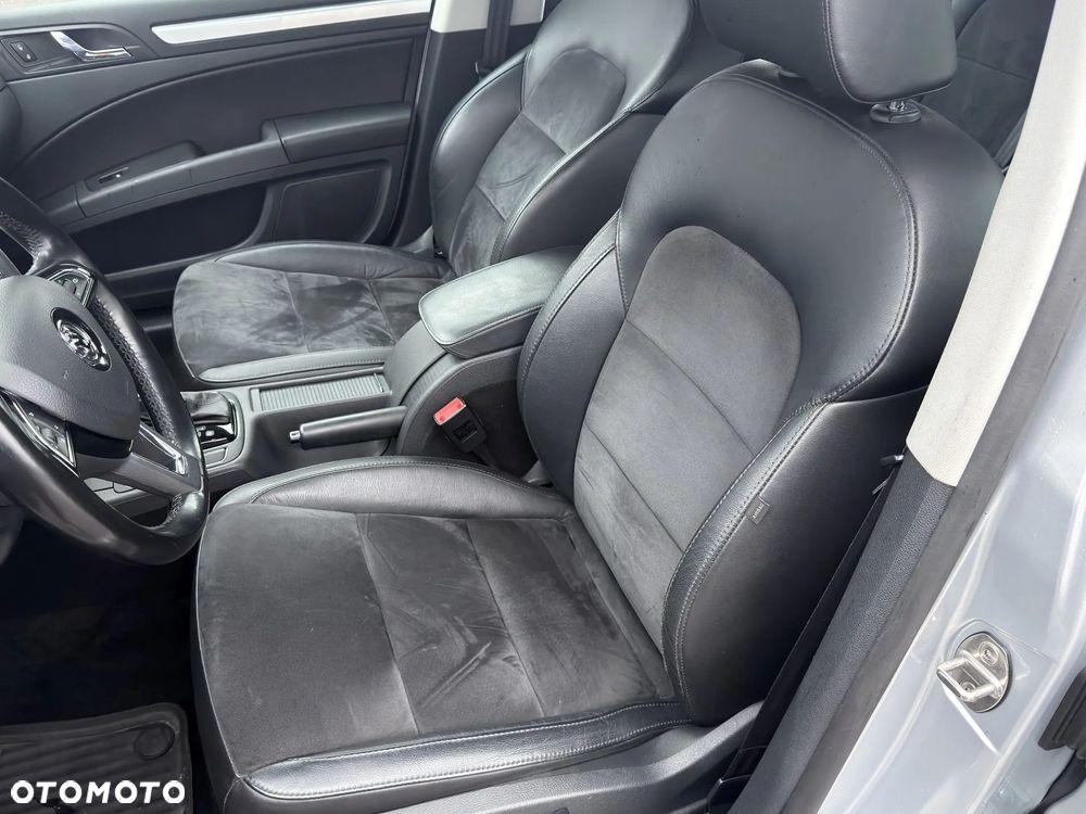 Skoda Superb 2.0 TDI Green tec 4x4 DSG Ambition - 20