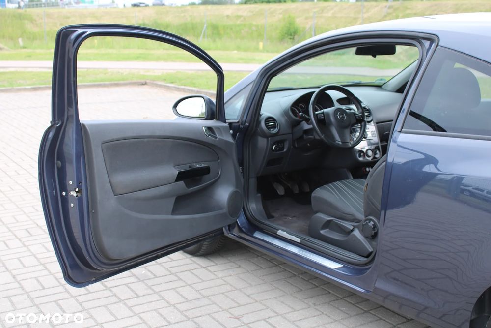 Opel Corsa - 17