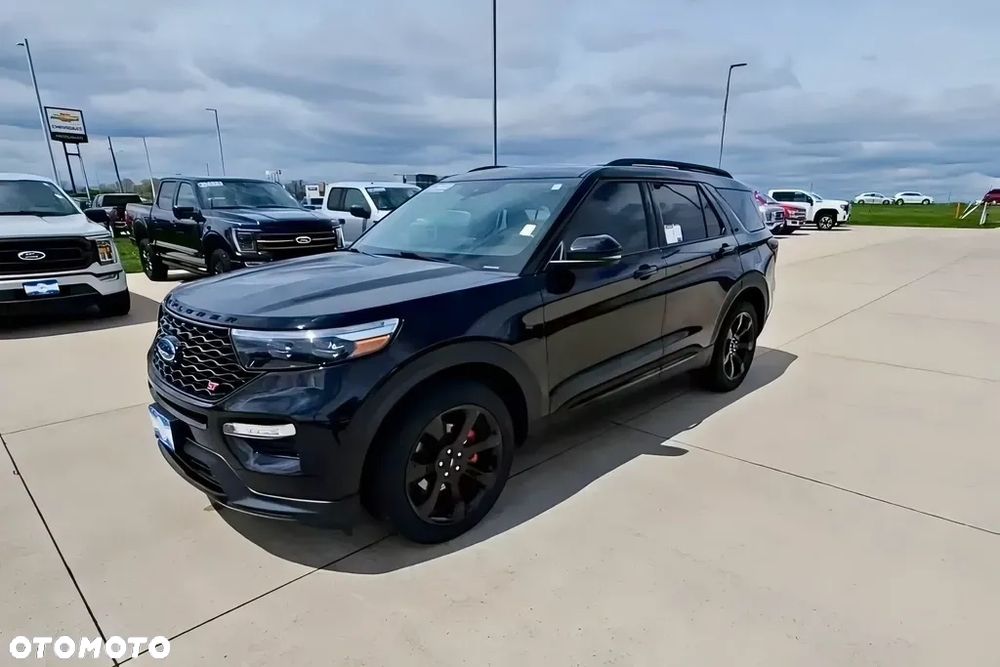 Ford Explorer - 4