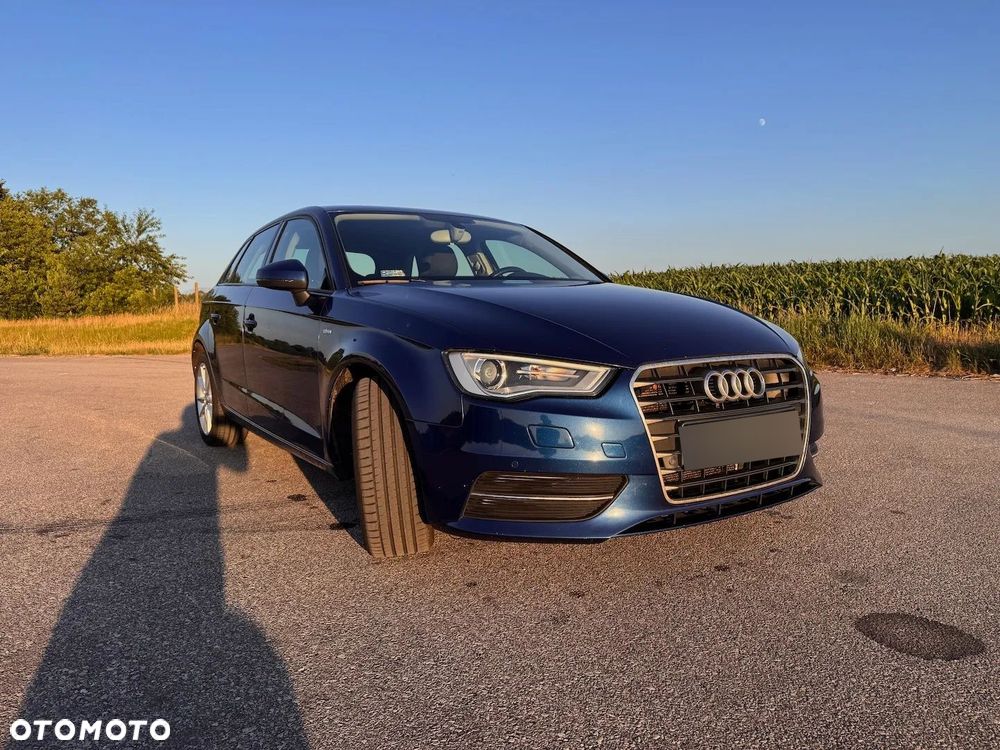 Audi A3 Sportback 1.6 TDI Ambition S tronic - 2