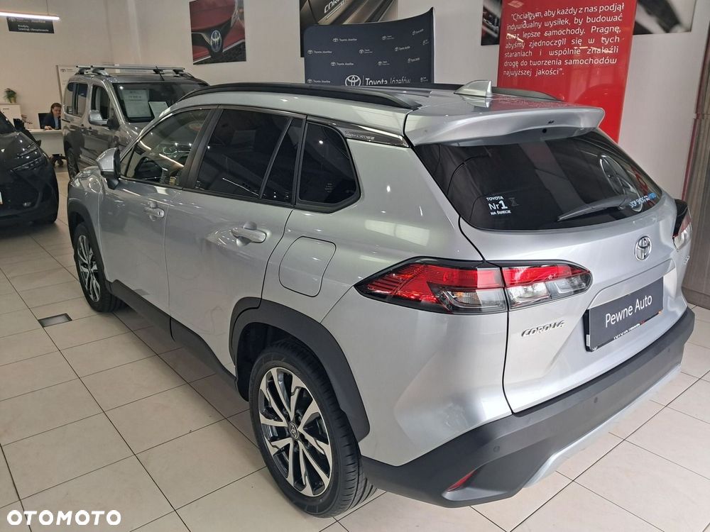Toyota Corolla Cross - 3