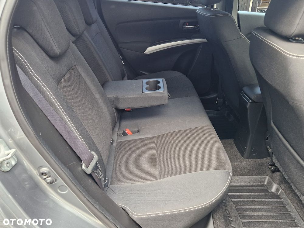 Suzuki SX4 1.6 Premium - 27