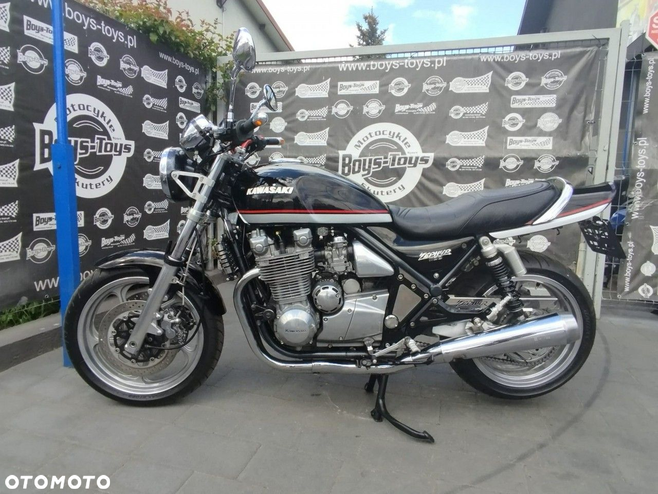 Kawasaki ZR - 4