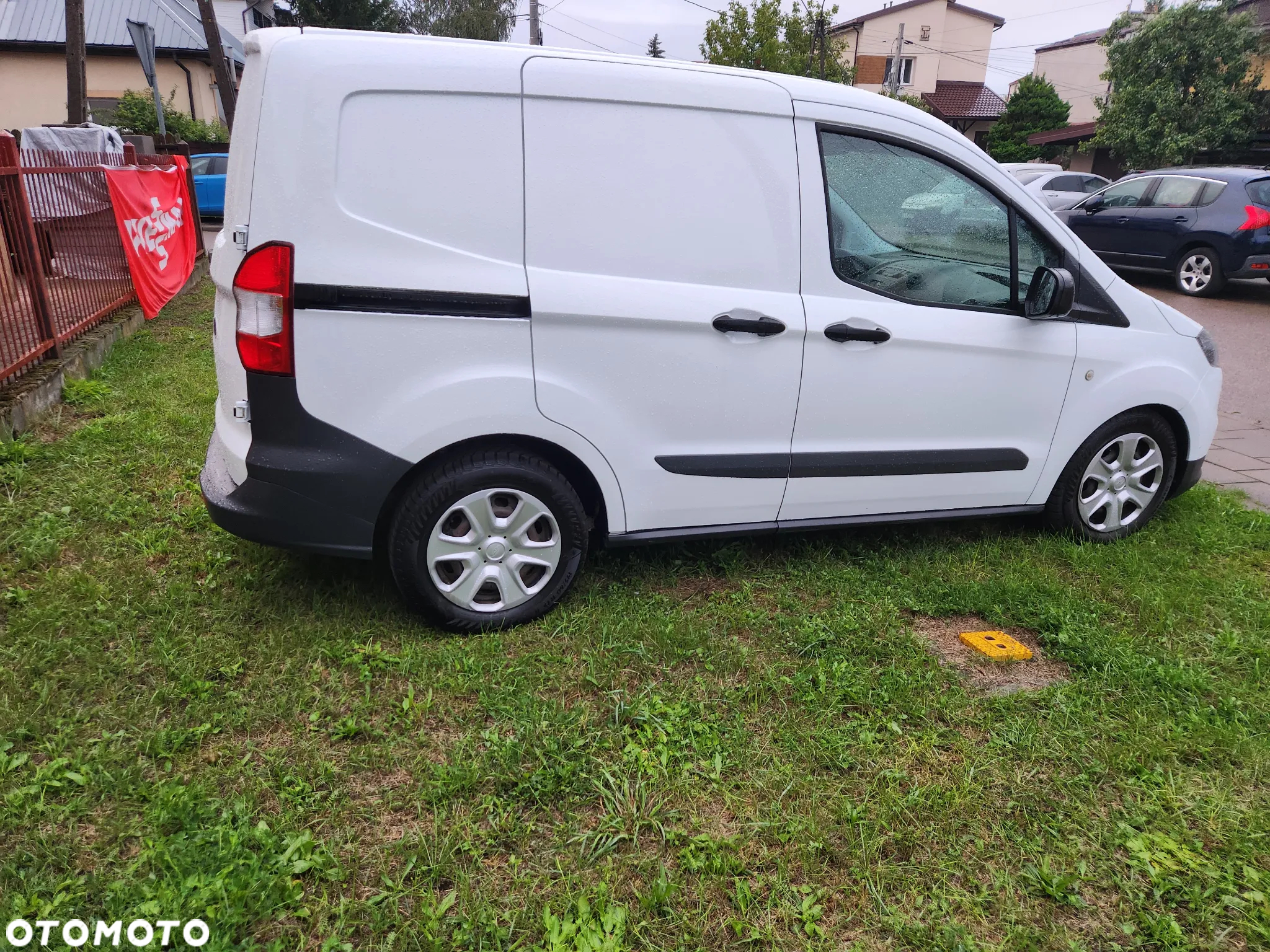 Ford TRANSIT COURIER - 25