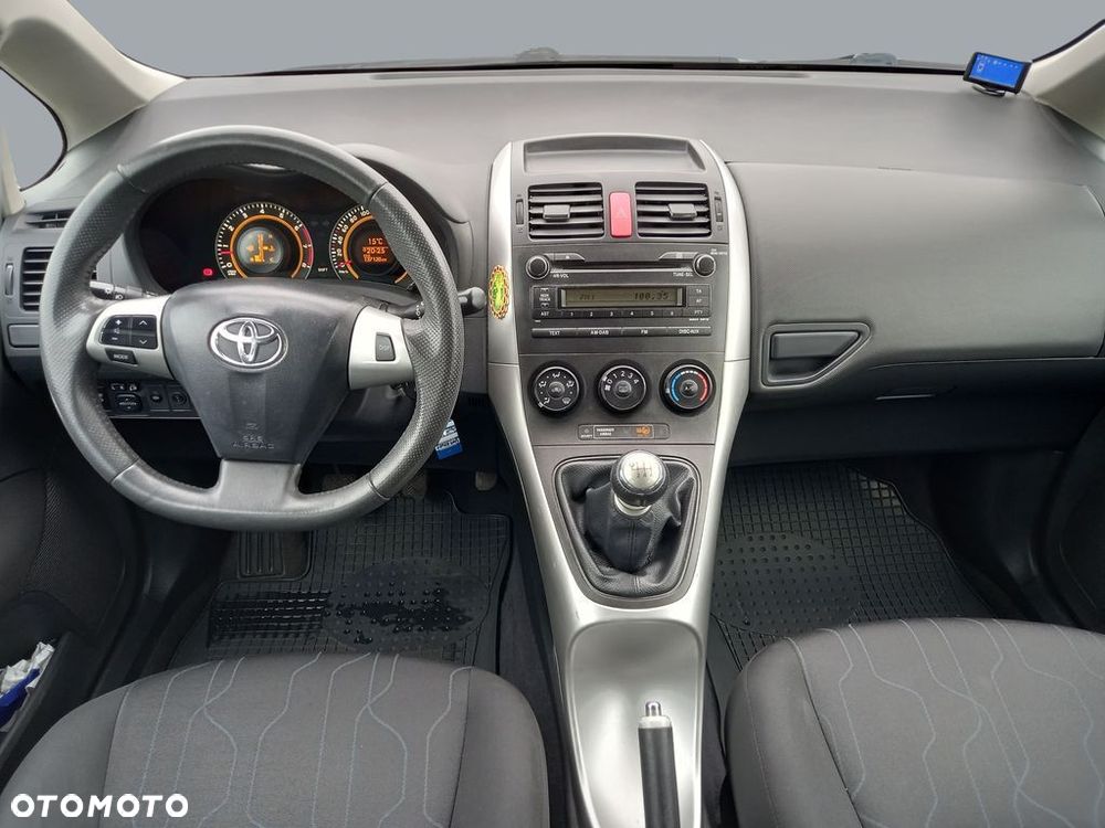 Toyota Auris 1.33 VVT-i Active - 10