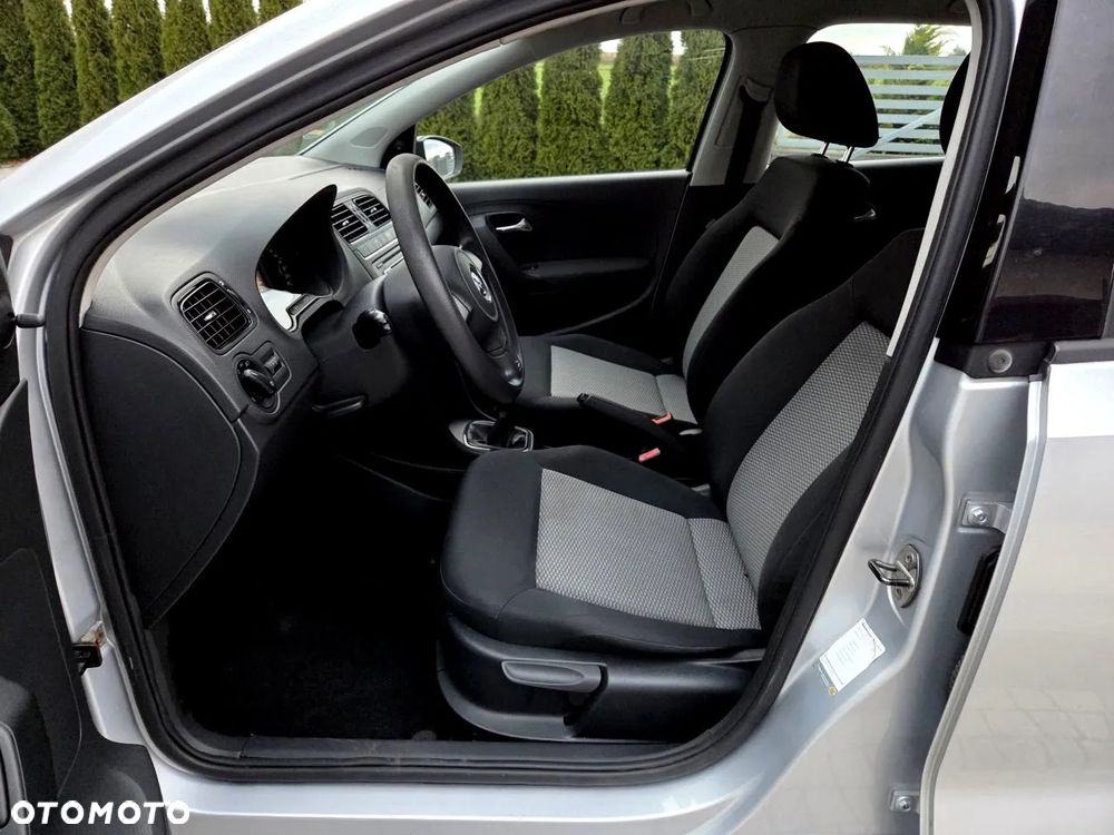Volkswagen Polo - 14