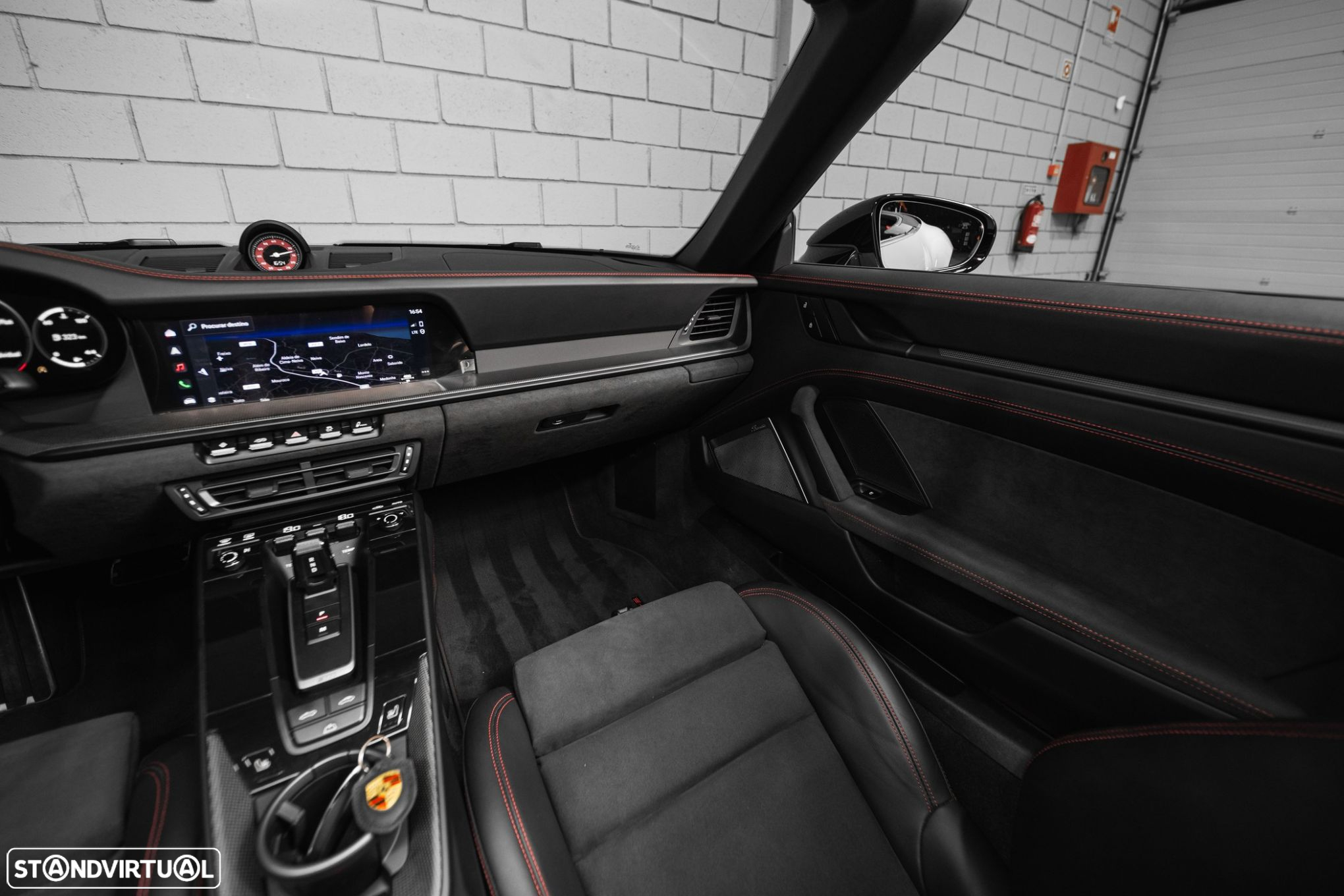 Porsche 911 (992) Carrera 4 GTS PDK - 55