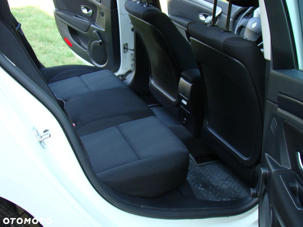 Renault Laguna 2.0 16V 140 Emotion - 24