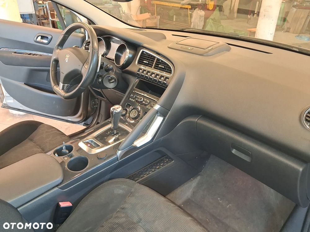 Peugeot 3008 - 14