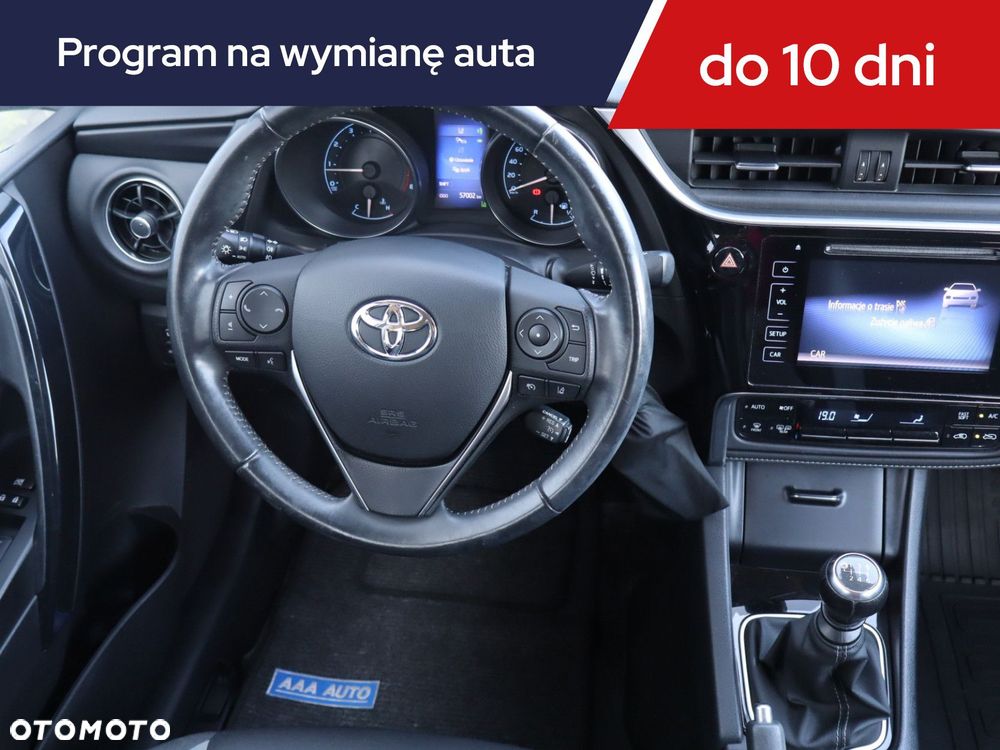 Toyota Auris - 9