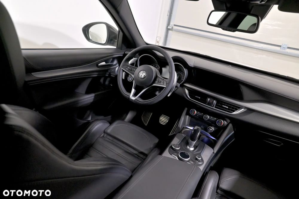 Alfa Romeo Stelvio 2.0 Turbo TI Q4 - 39