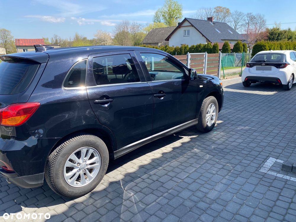 Mitsubishi ASX - 5