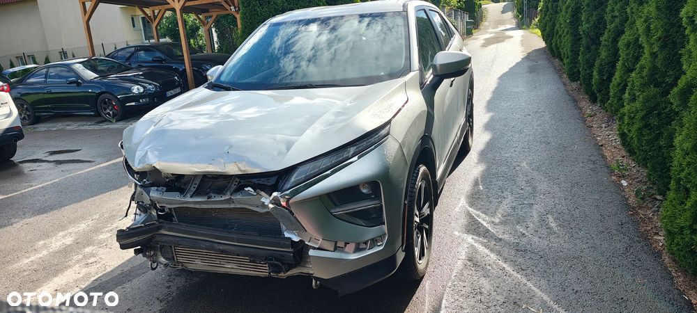 Mitsubishi Eclipse Cross 1.5 T GPF Intense Pro CVT 4WD - 6