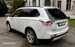 Mitsubishi Outlander 2.4 Instyle NAVI EU5 CVT - 22
