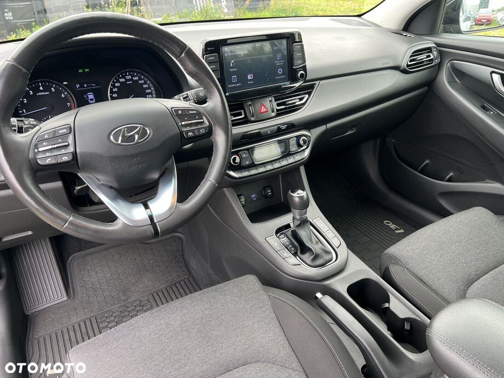 Hyundai i30 1.5 T-GDI 48V Smart DCT - 26