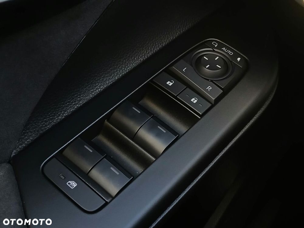 Toyota C-HR 2.0 Hybrid Dynamic Force Executive AWD - 32