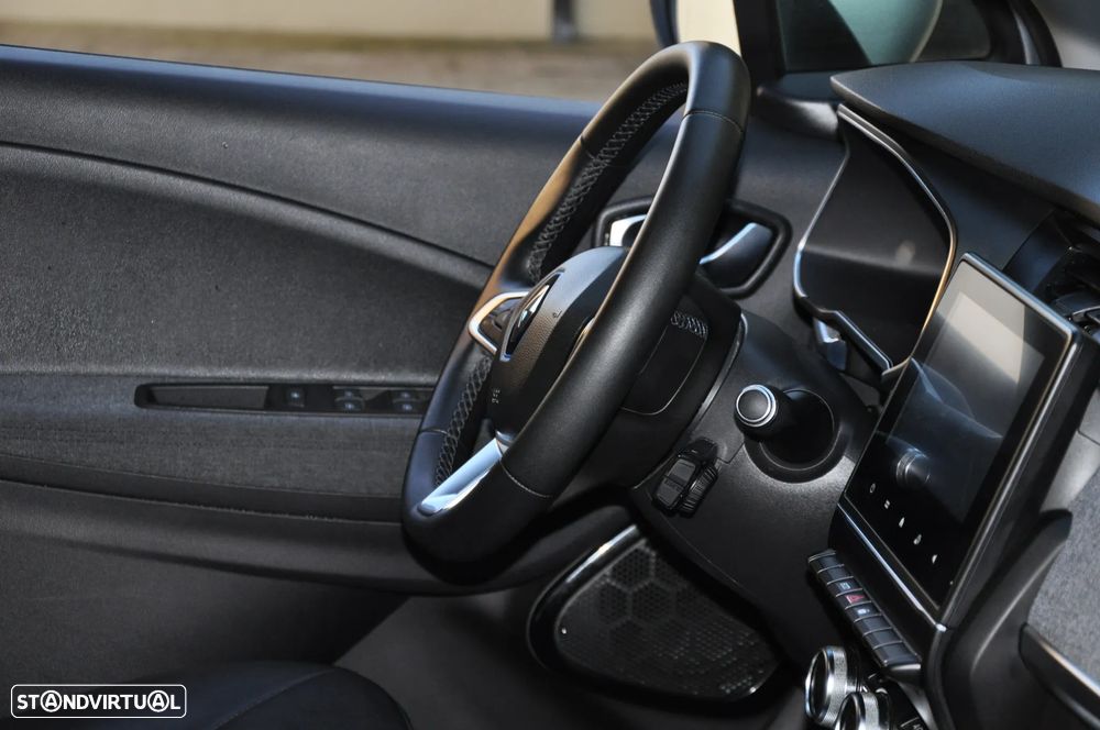 Renault Zoe (c/ Bateria) EV50 110hp Evolution - 38
