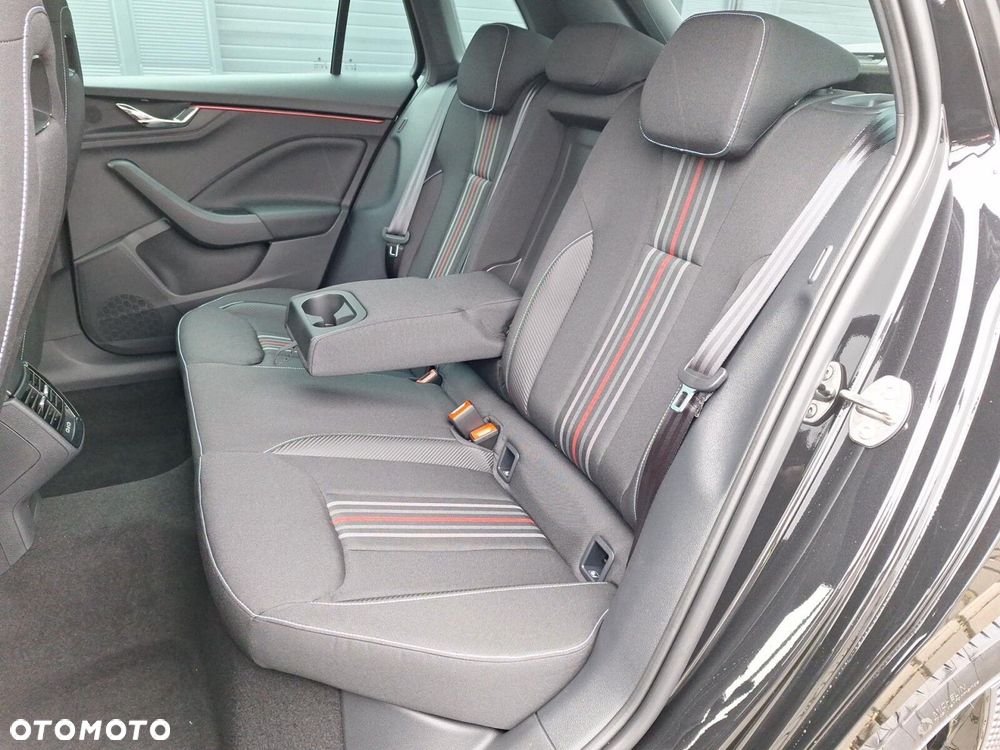Skoda Kamiq 1.5 TSI Monte Carlo DSG - 25