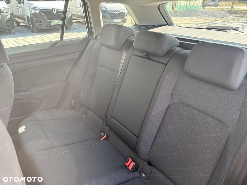 Volkswagen Golf - 15