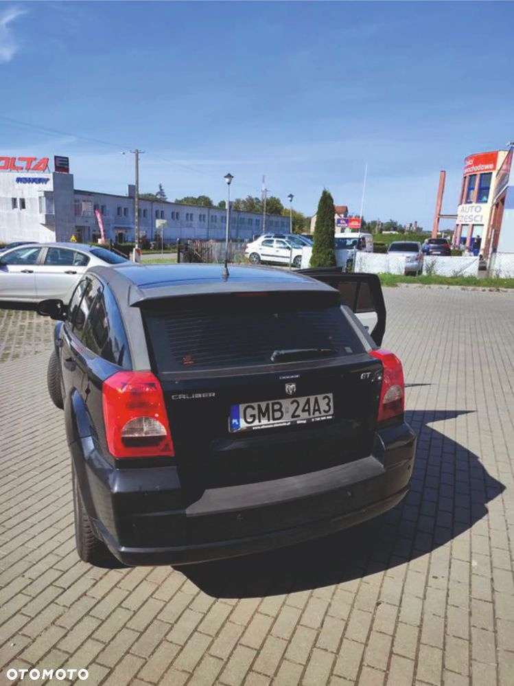 Dodge Caliber - 4