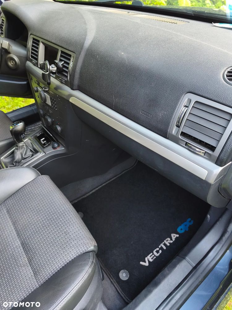Opel Vectra 1.9 CDTI Cosmo - 9