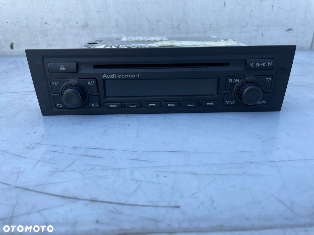 RADIO AUDI CONCERT CD  AUDI A3 8P 8P0035186C - 2