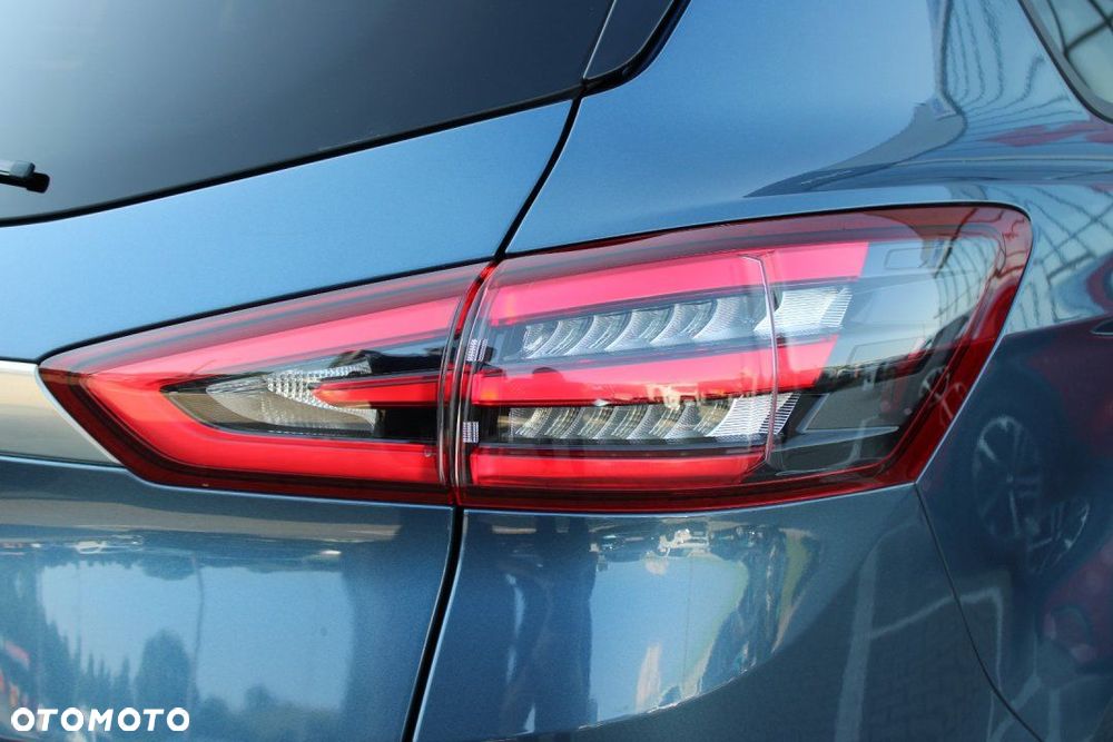 Ford S-Max - 11