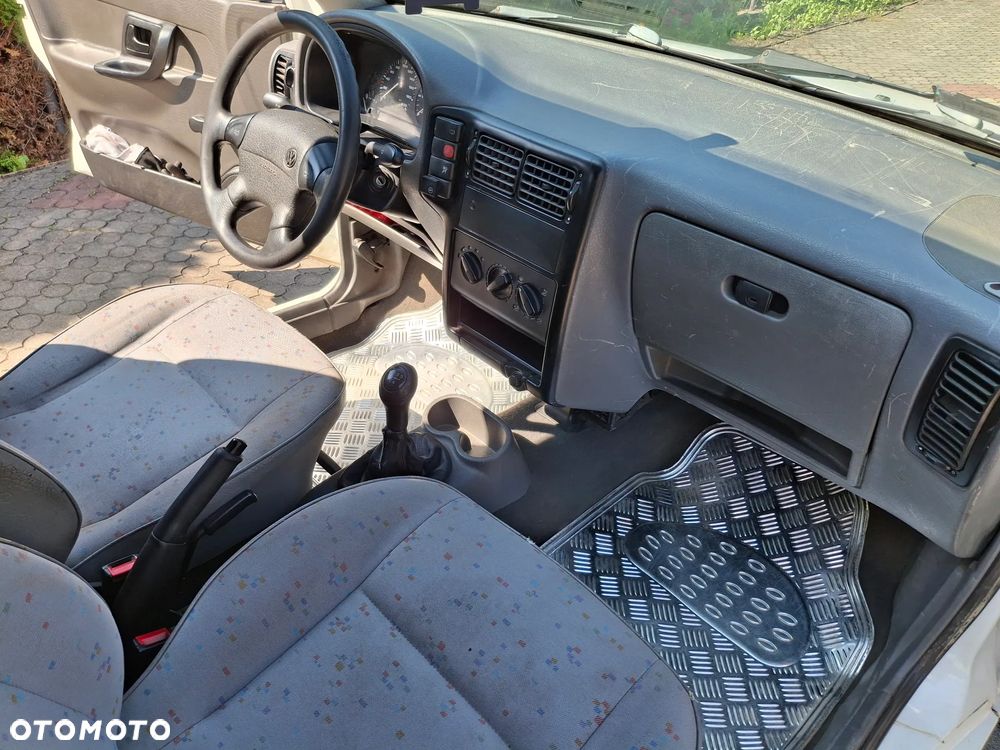 Volkswagen CADDY - 10