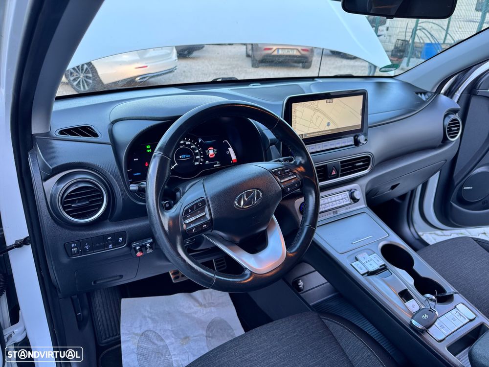 Hyundai Kauai 64 kWh Premium+P.Premium - 22