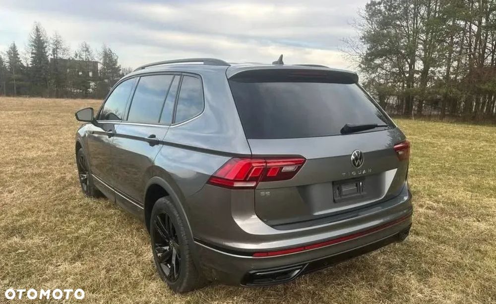Volkswagen Tiguan - 2