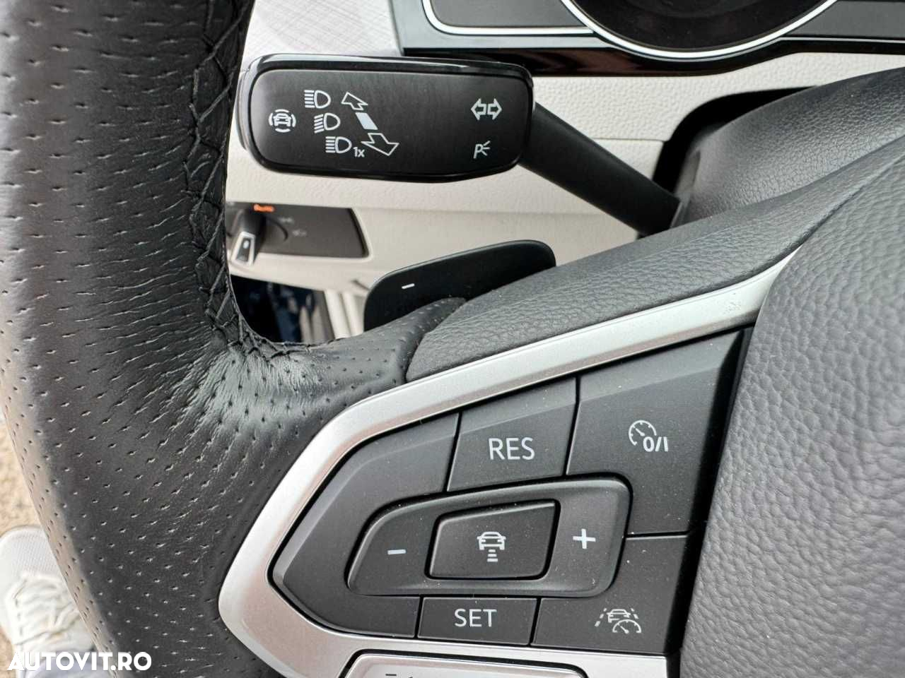 Volkswagen Passat - 25