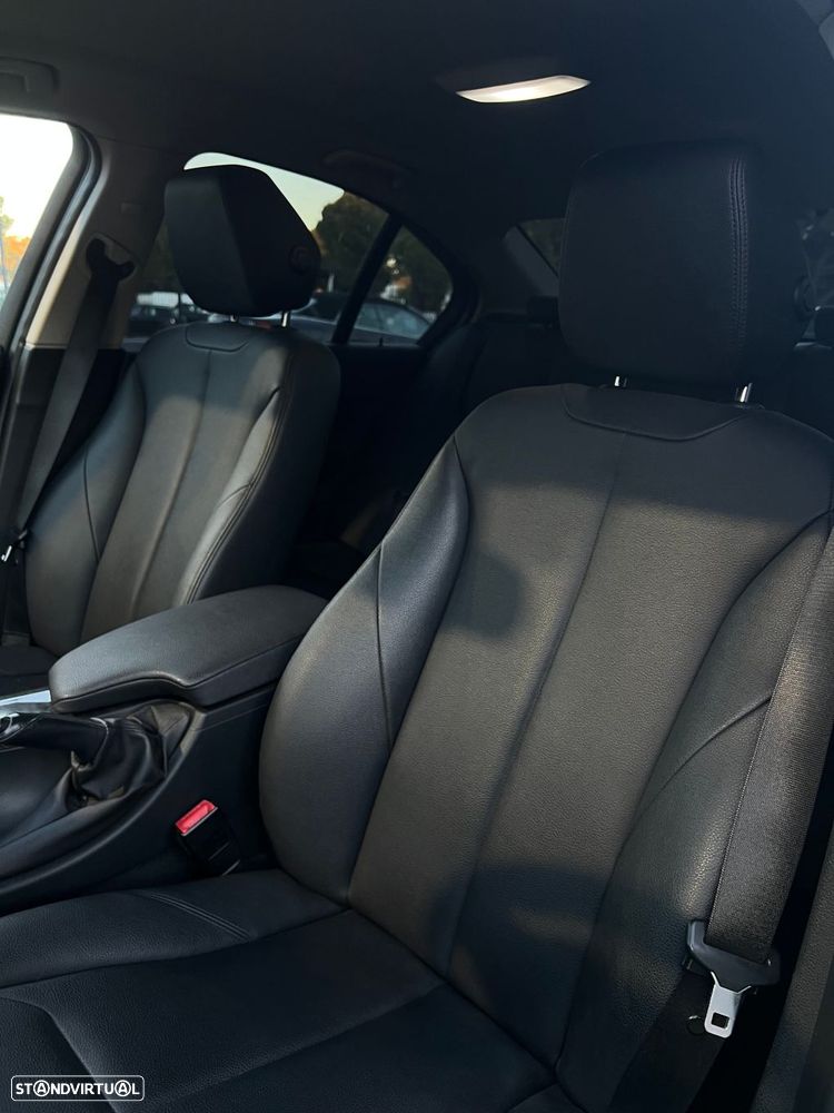 BMW 316 i Touring Line Modern - 9