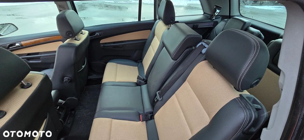 Opel Zafira 1.9 CDTI Cosmo - 20