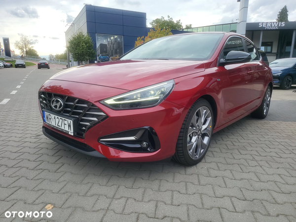 Hyundai i30 Fastback 1.5 T-GDI 48V Executive